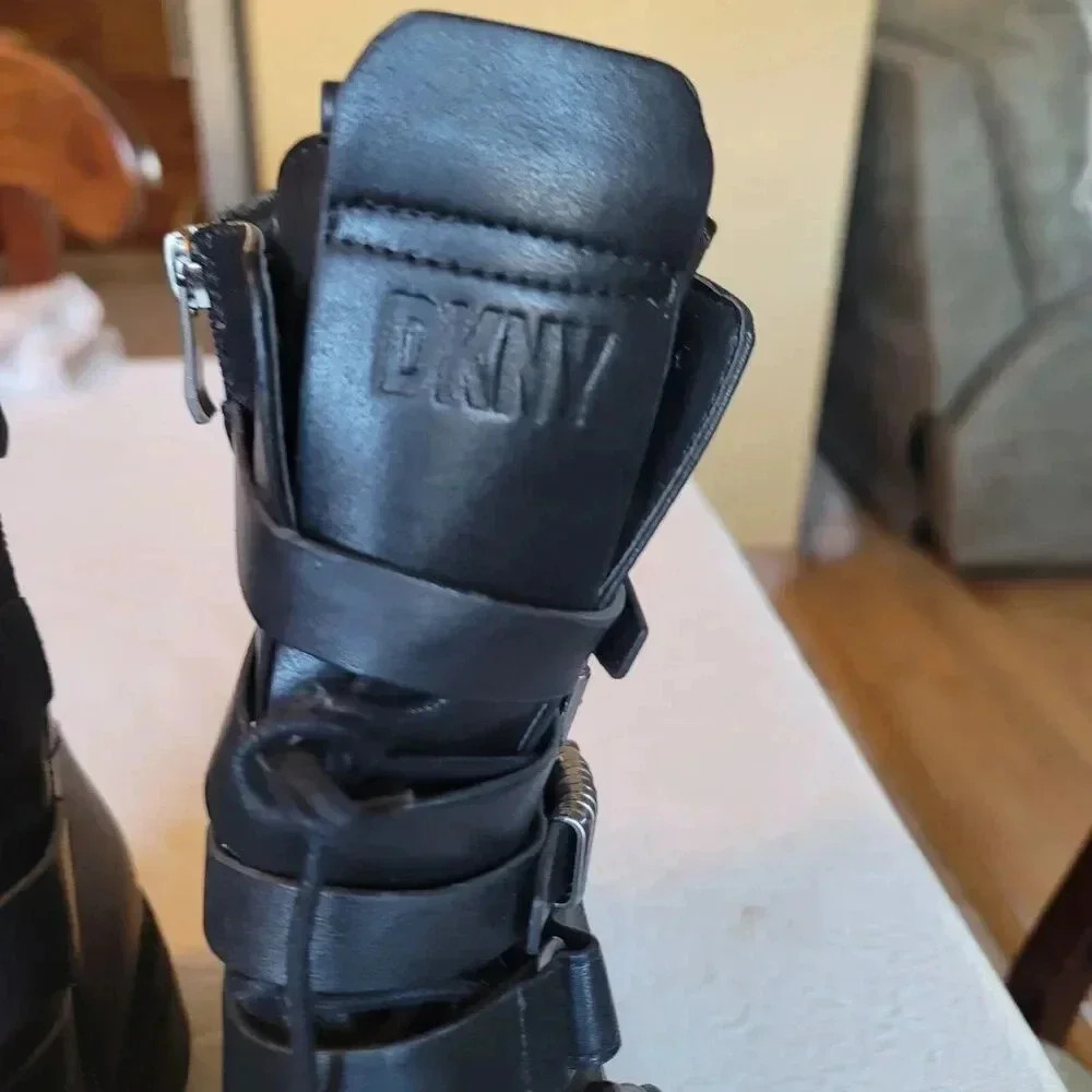 DKNY Ita  Leather Strappy Buckle Ankle Boots Shoes Women's Size 8 - Picture 5 of 13